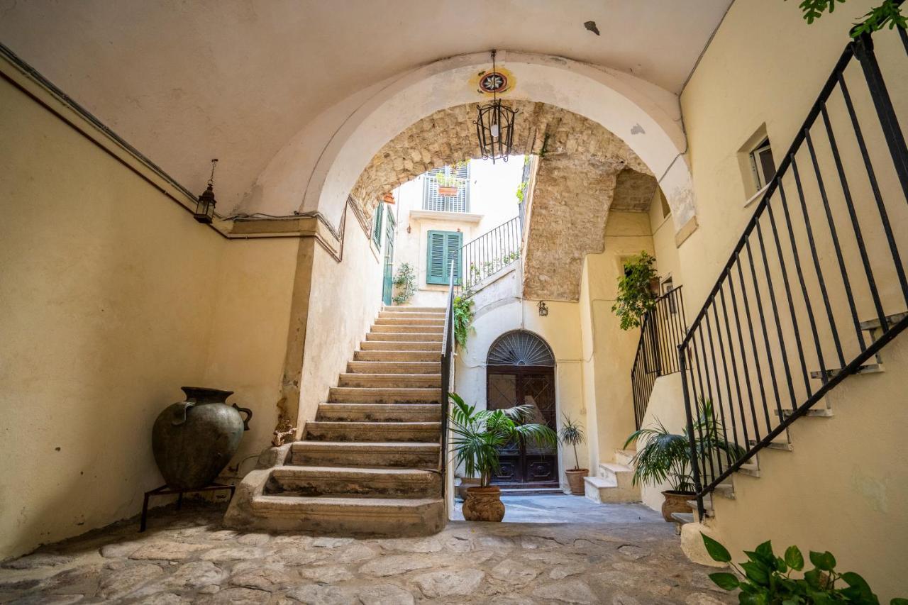 La Casina Nel Centro Tropea Exterior foto